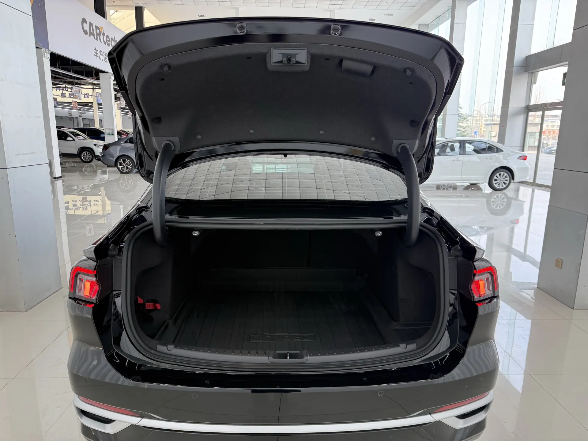 Ford Mondeo, 2024 12