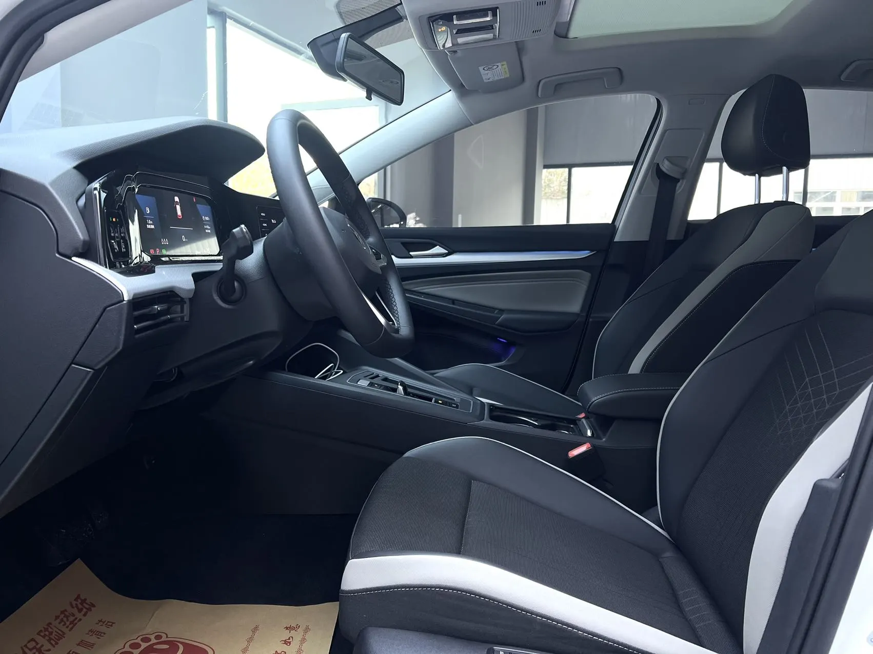Volkswagen Golf, 2023 18