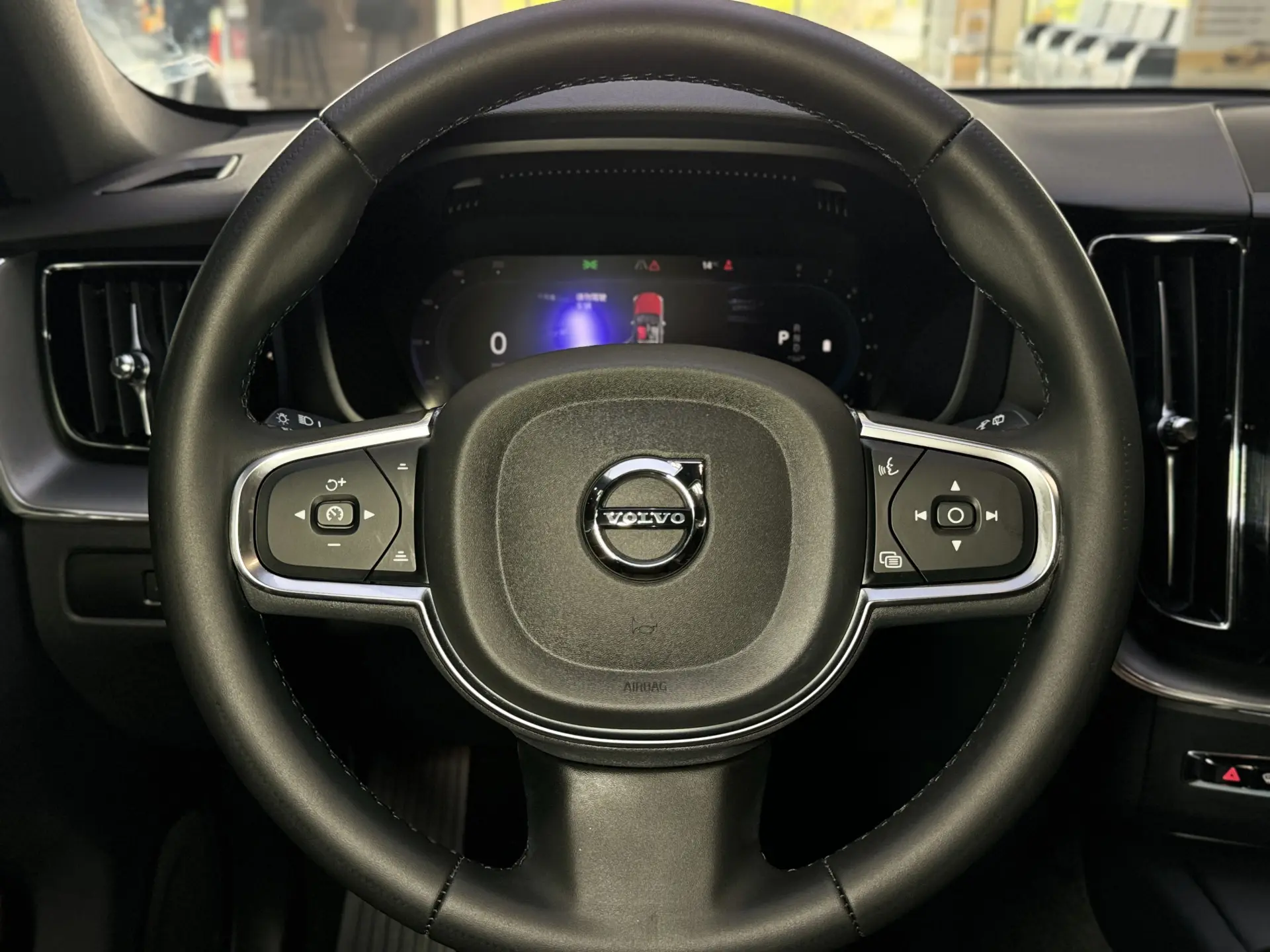 Volvo XC60, 2024 14