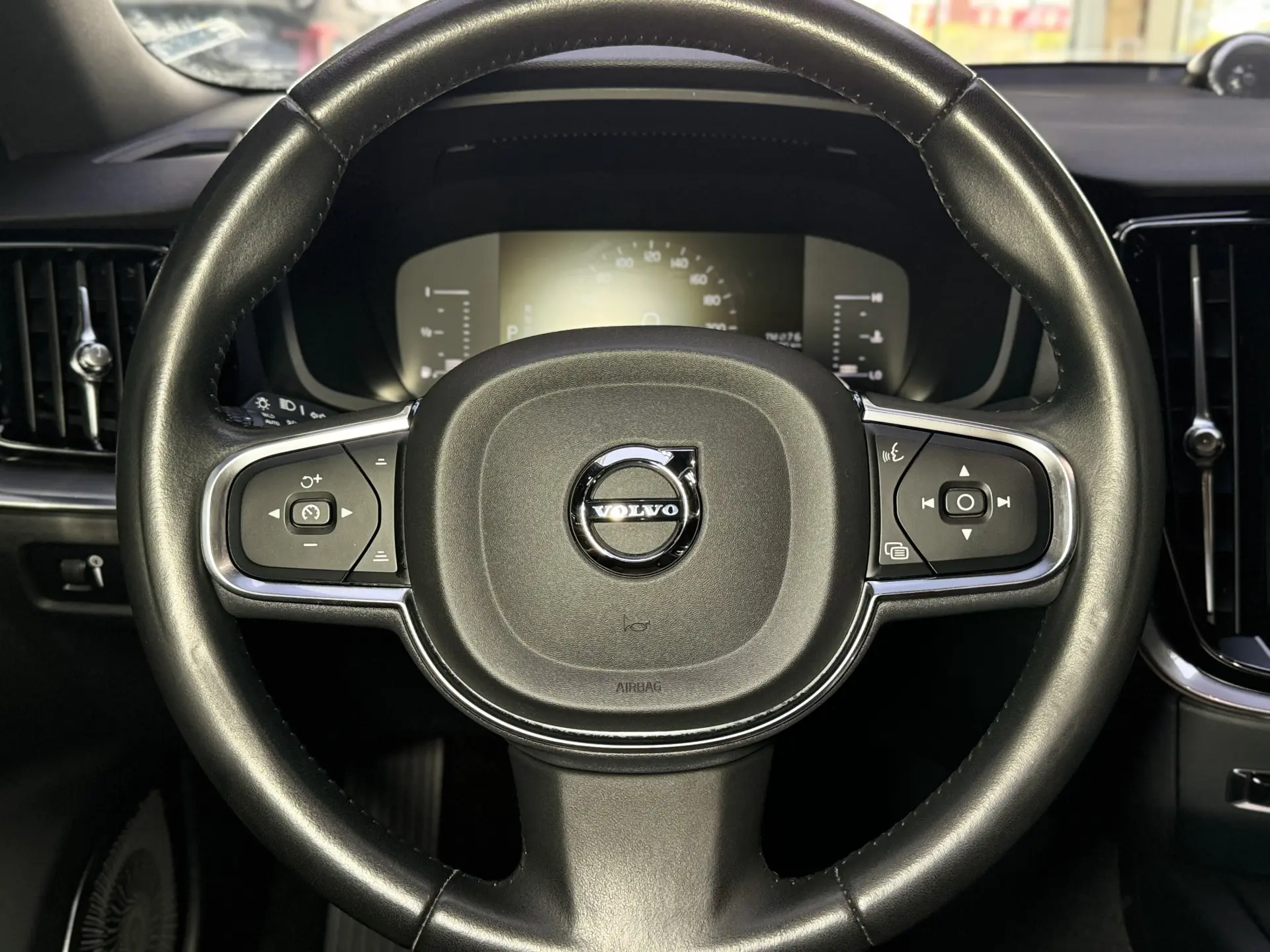 Volvo S60, 2022 14