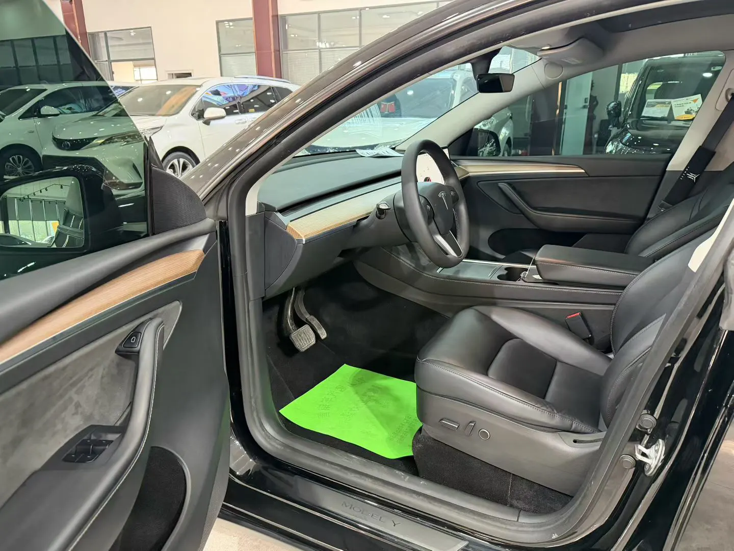 Tesla Model Y, 2022 8