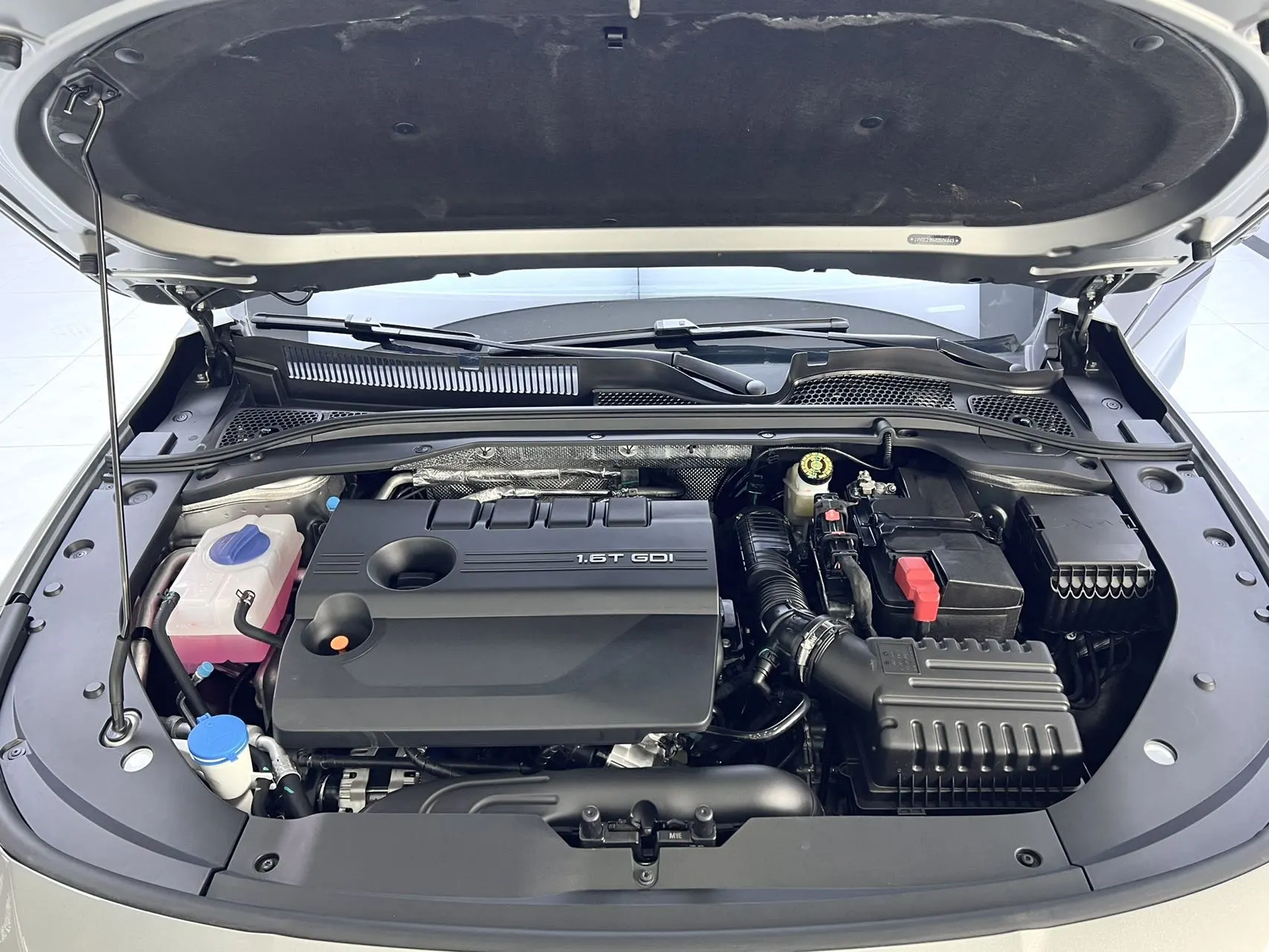 Chery Arrizo 8, 2025 10