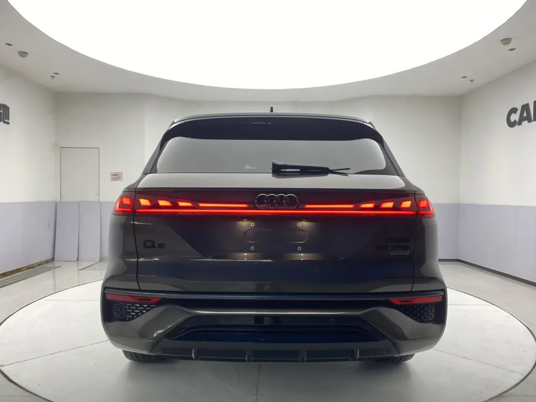 Audi Q6 50 TFSI, 2022 6