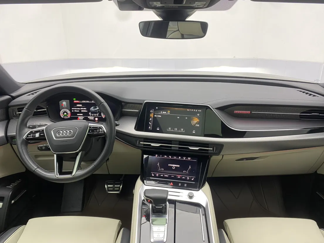 Audi Q6 50 TFSI, 2022 14