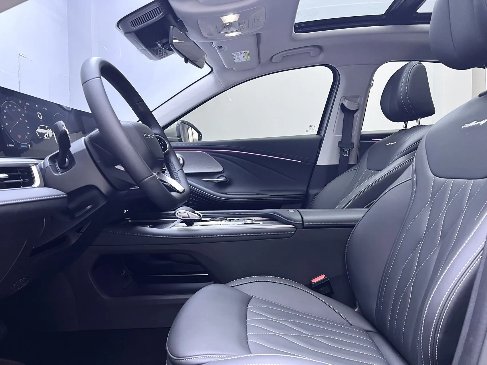 Chery Arrizo 8, 2025 16