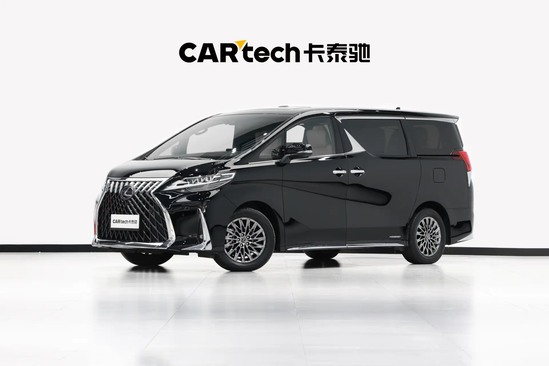 Lexus LM 300h