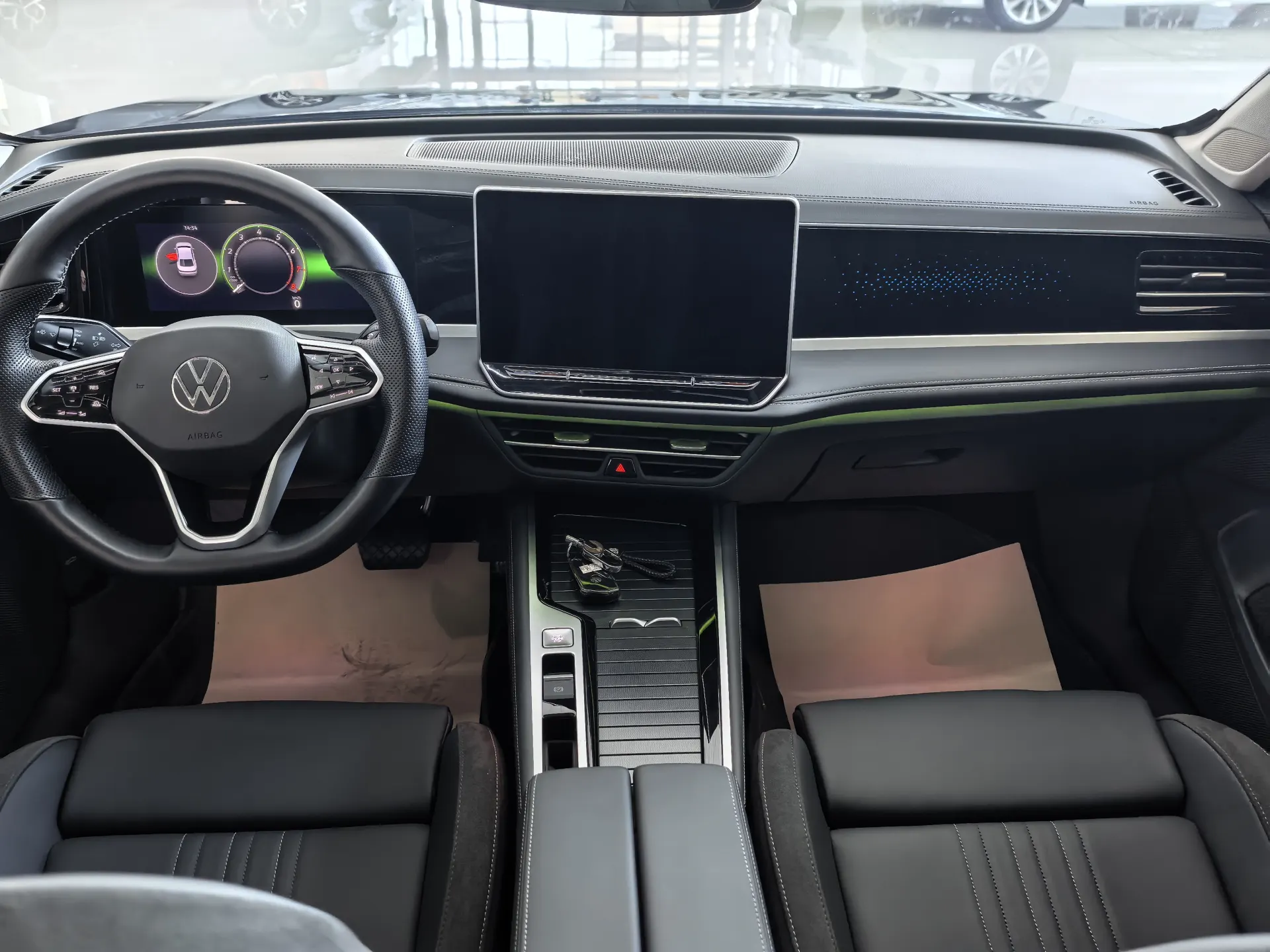 Volkswagen Magotan, 2025 10