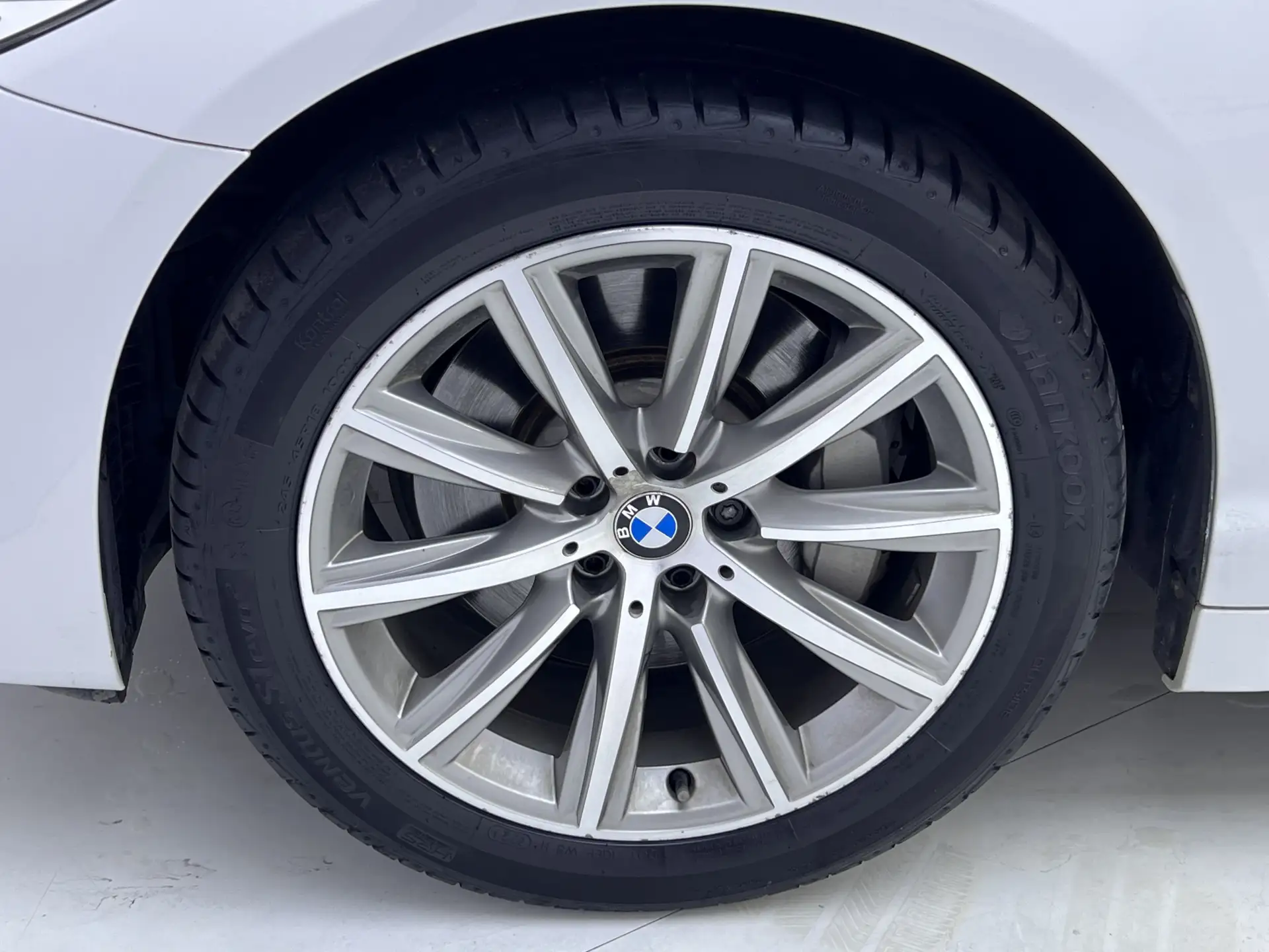 BMW 530Li, 2018 11