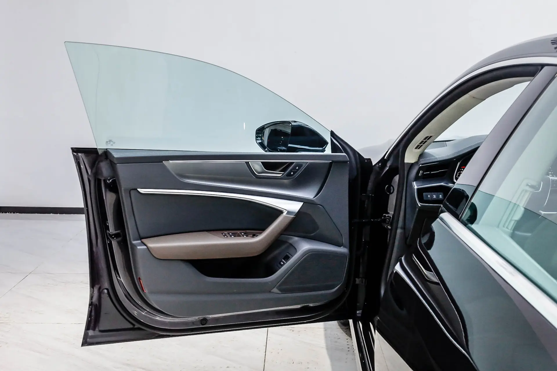 Audi A7L 45 TFSI, 2024 15