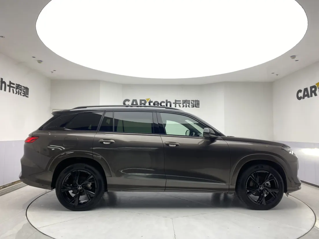 Audi Q6 50 TFSI, 2022 4