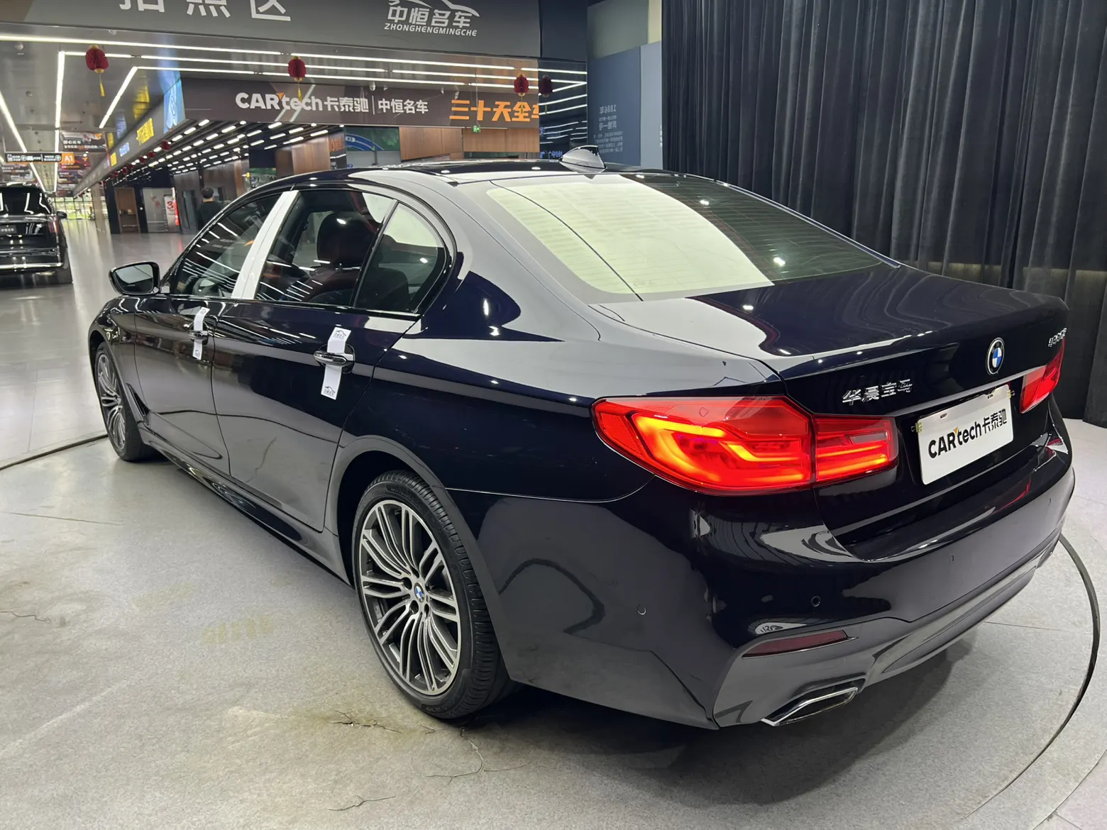 BMW 530Li, 2018 7