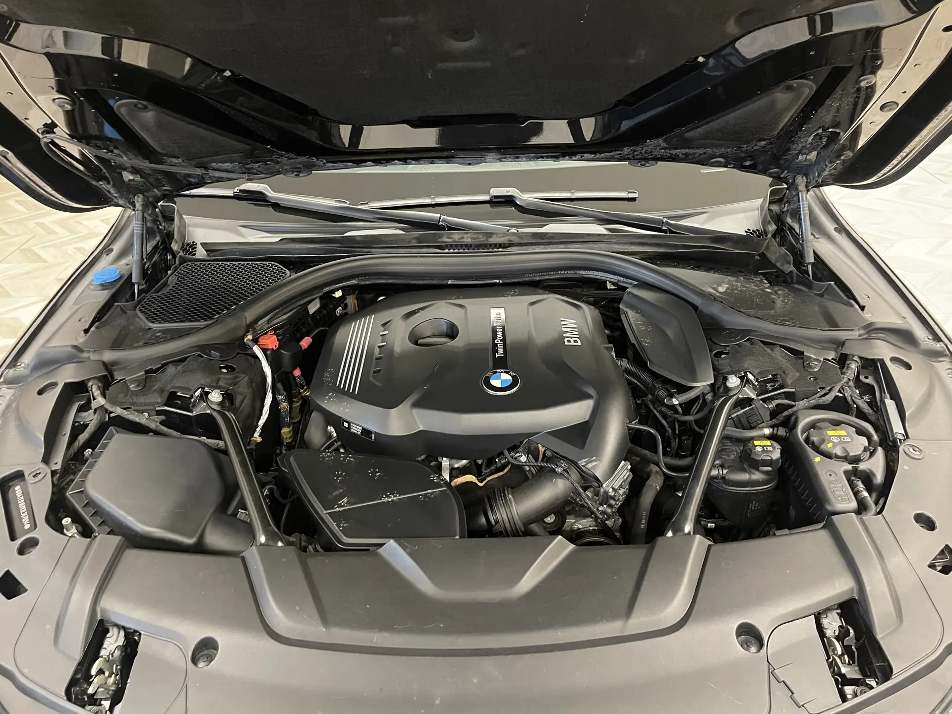 BMW 730Li, 2019 12