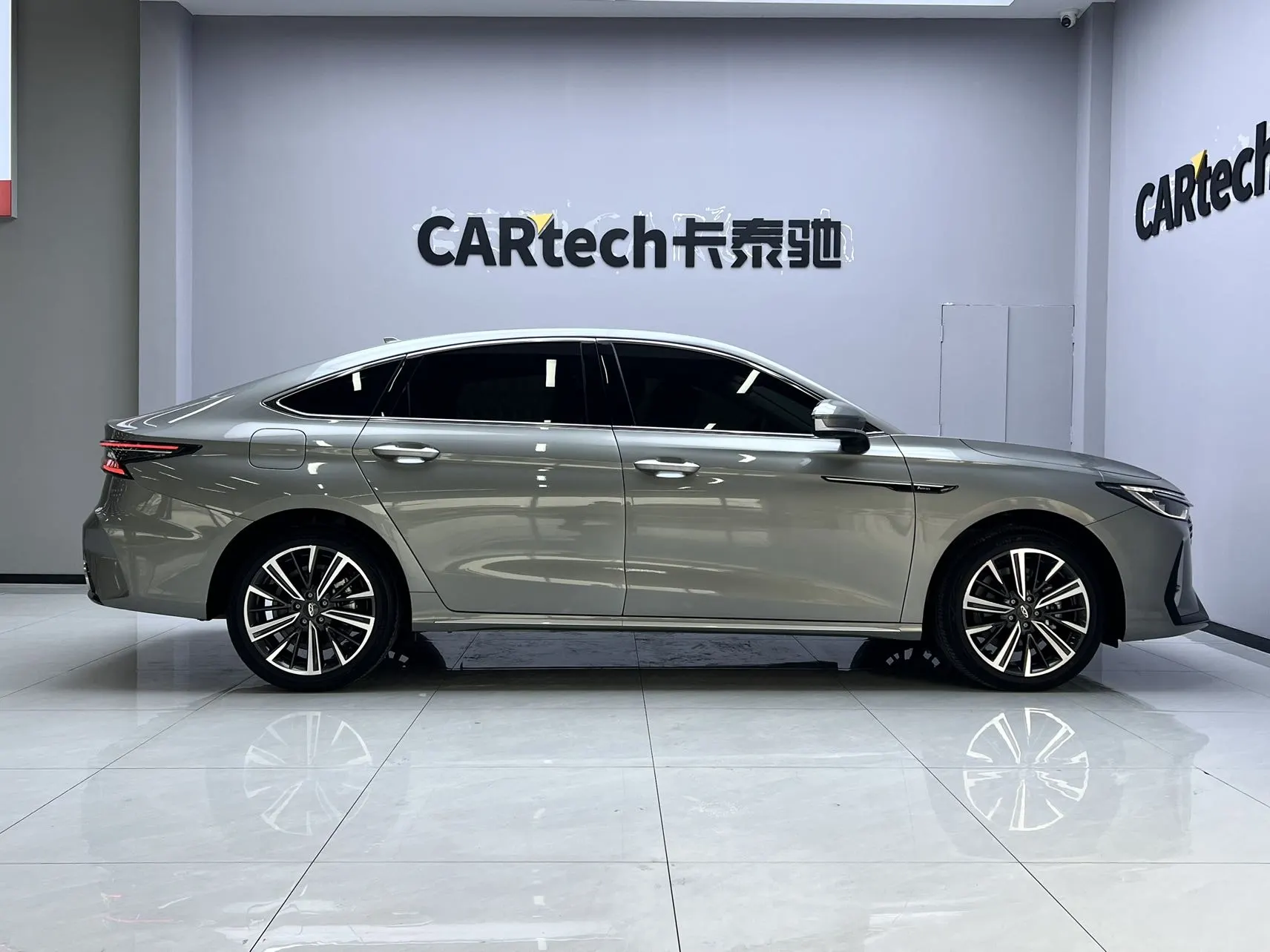 Chery Arrizo 8, 2025 4