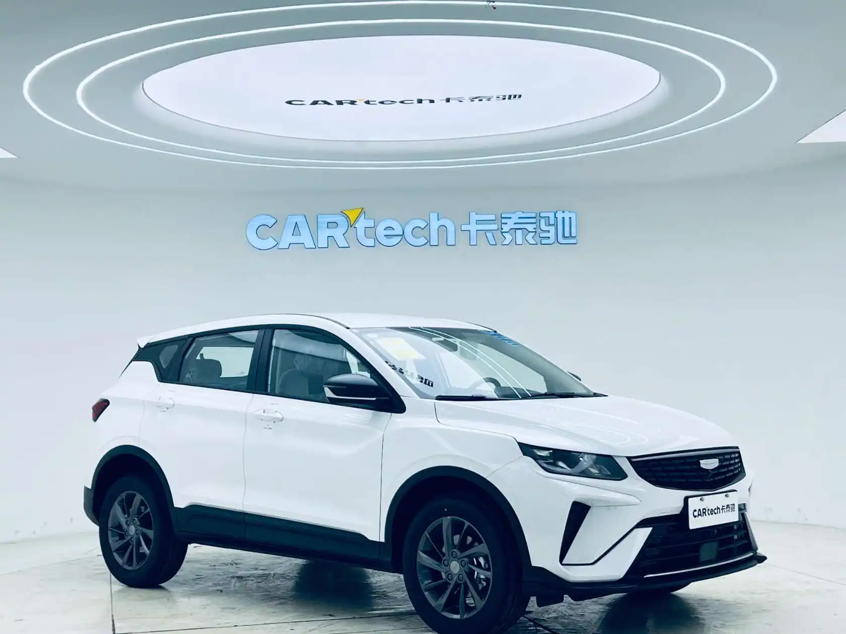 Geely Coolray, 2025 3