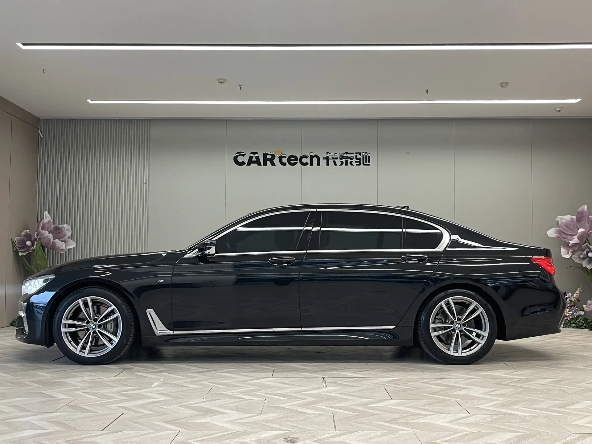 BMW 730Li, 2019 8