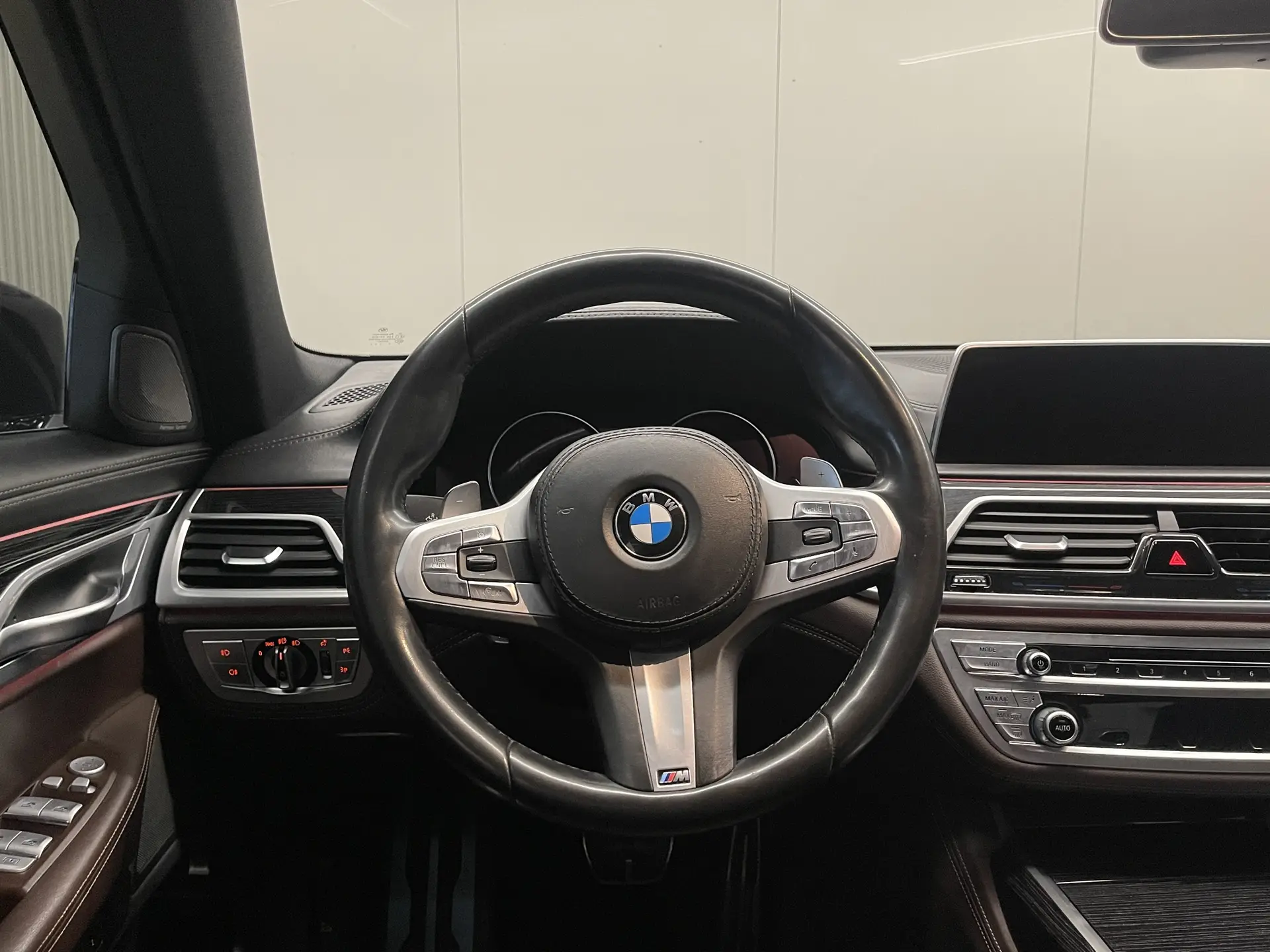 BMW 730Li, 2019 15