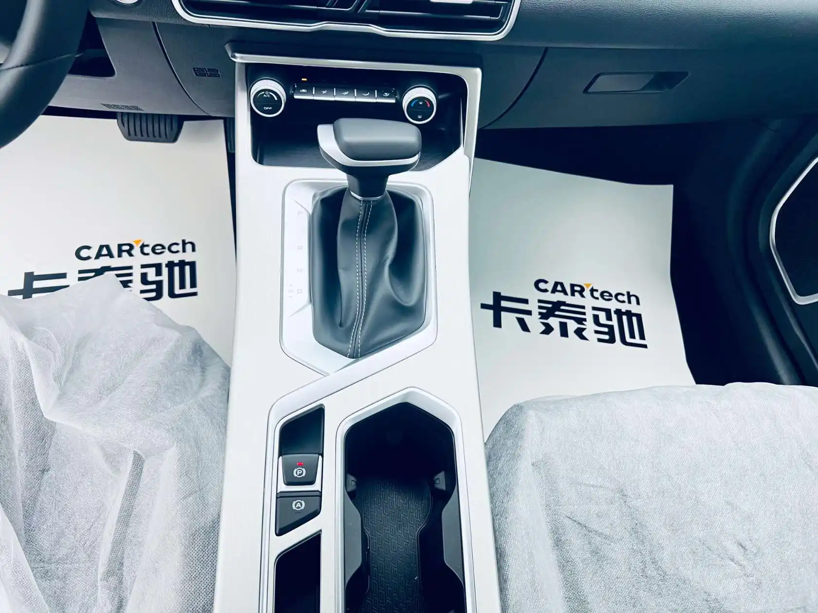 Geely Coolray, 2025 16