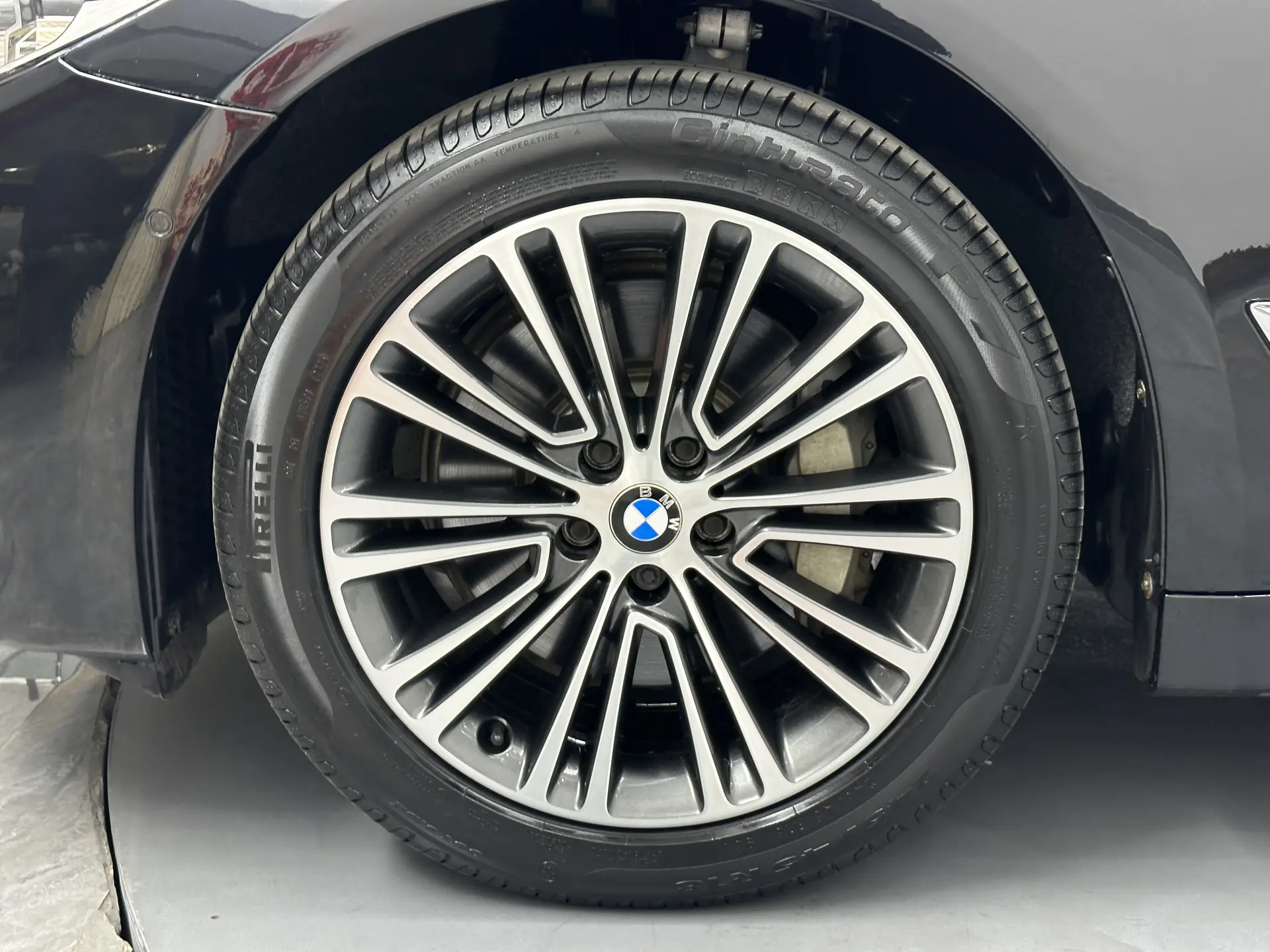 BMW 530Li, 2018 27