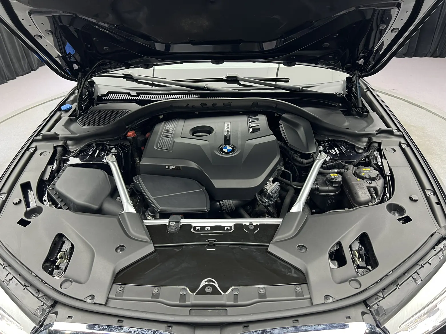 BMW 530Li, 2018 13