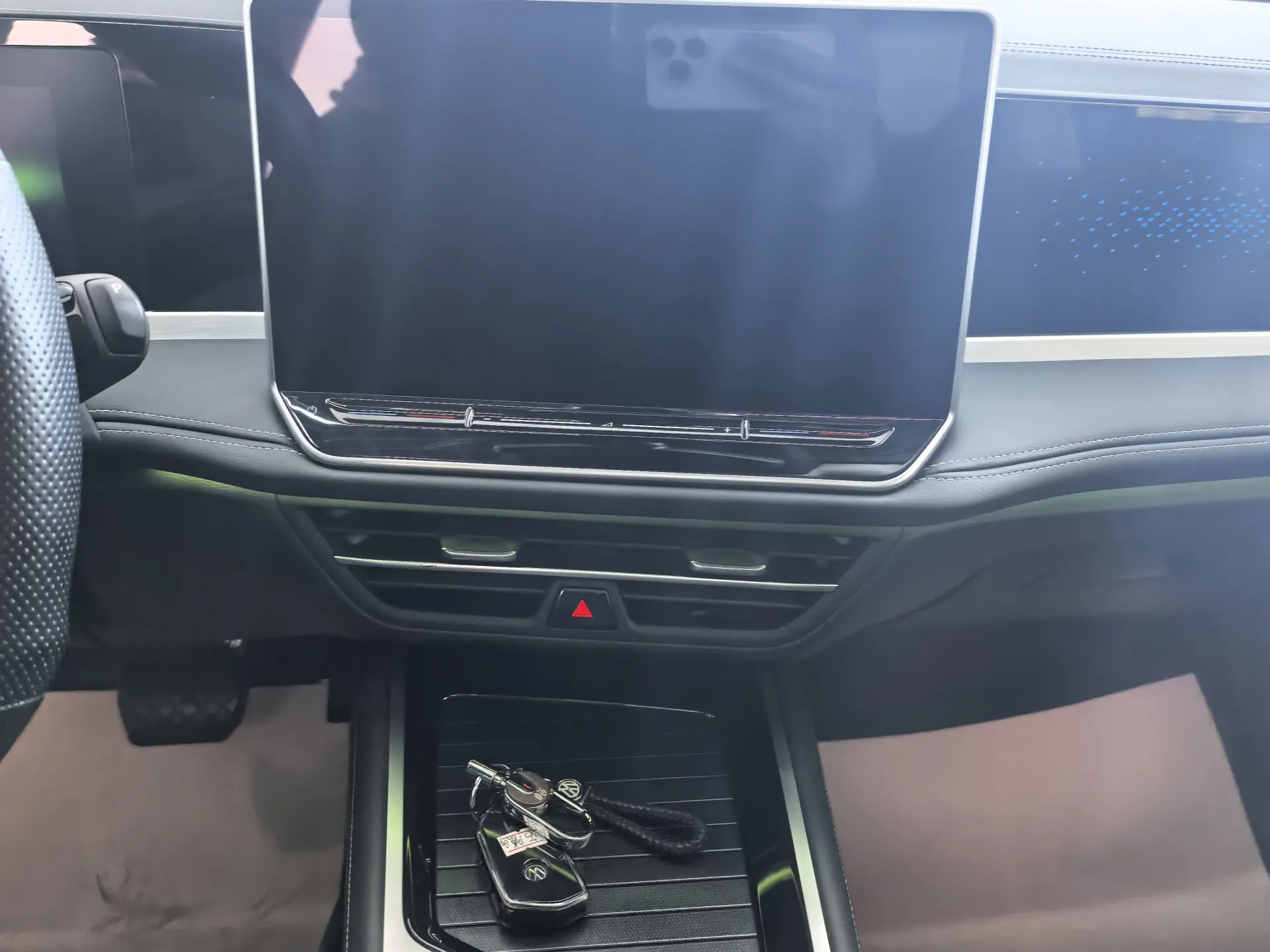 Volkswagen Magotan, 2025 21