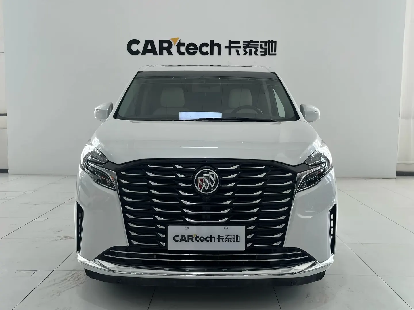 Buick GL8, 2023 3