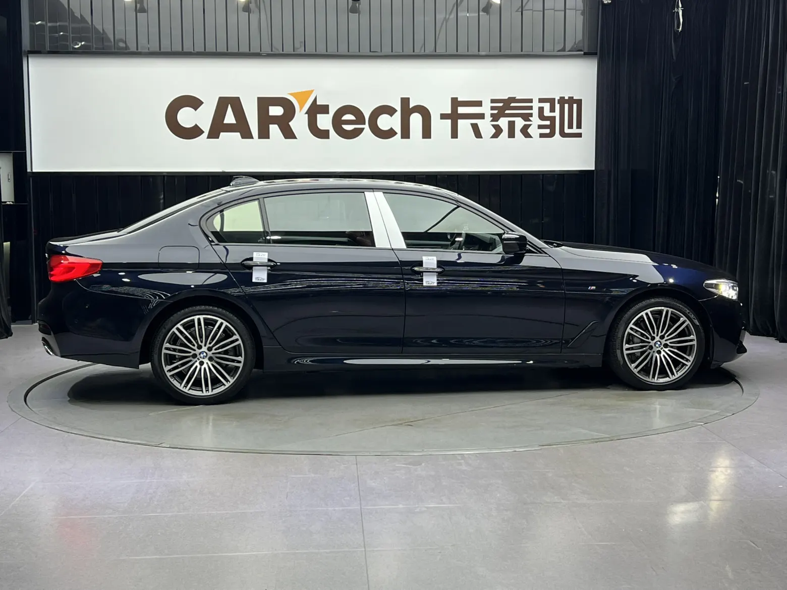 BMW 530Li, 2018 4