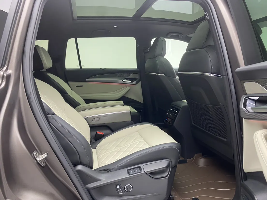 Audi Q6 50 TFSI, 2022 25