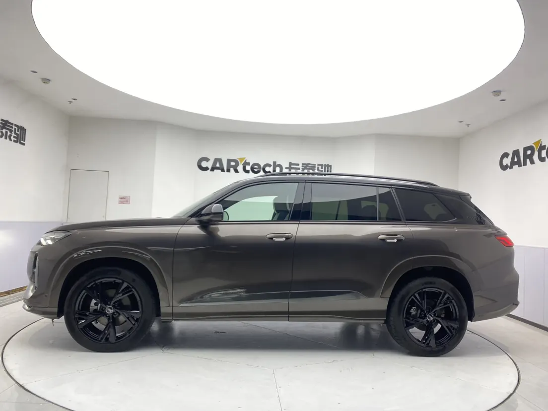 Audi Q6 50 TFSI, 2022 8