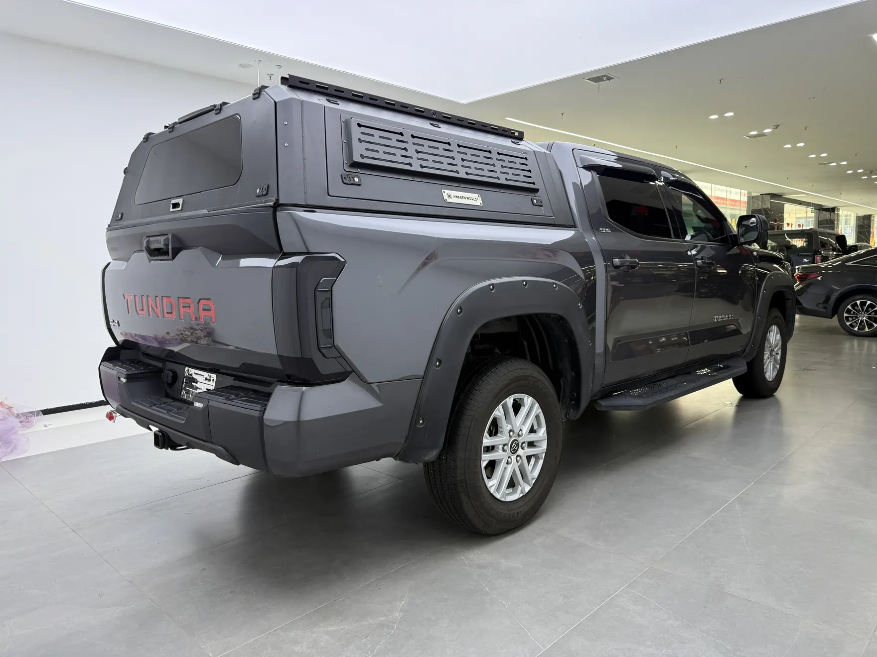 Toyota Tundra, 2023 все фото