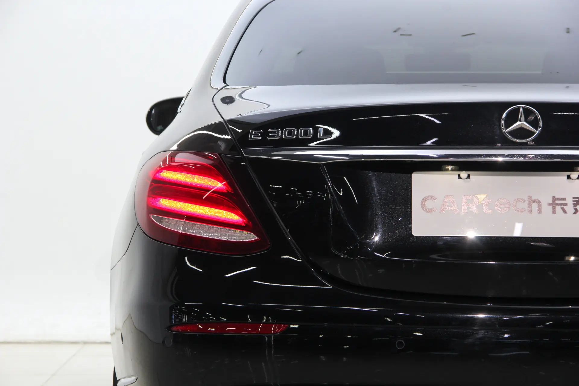 Mercedes-Benz E 300 L, 2020 9