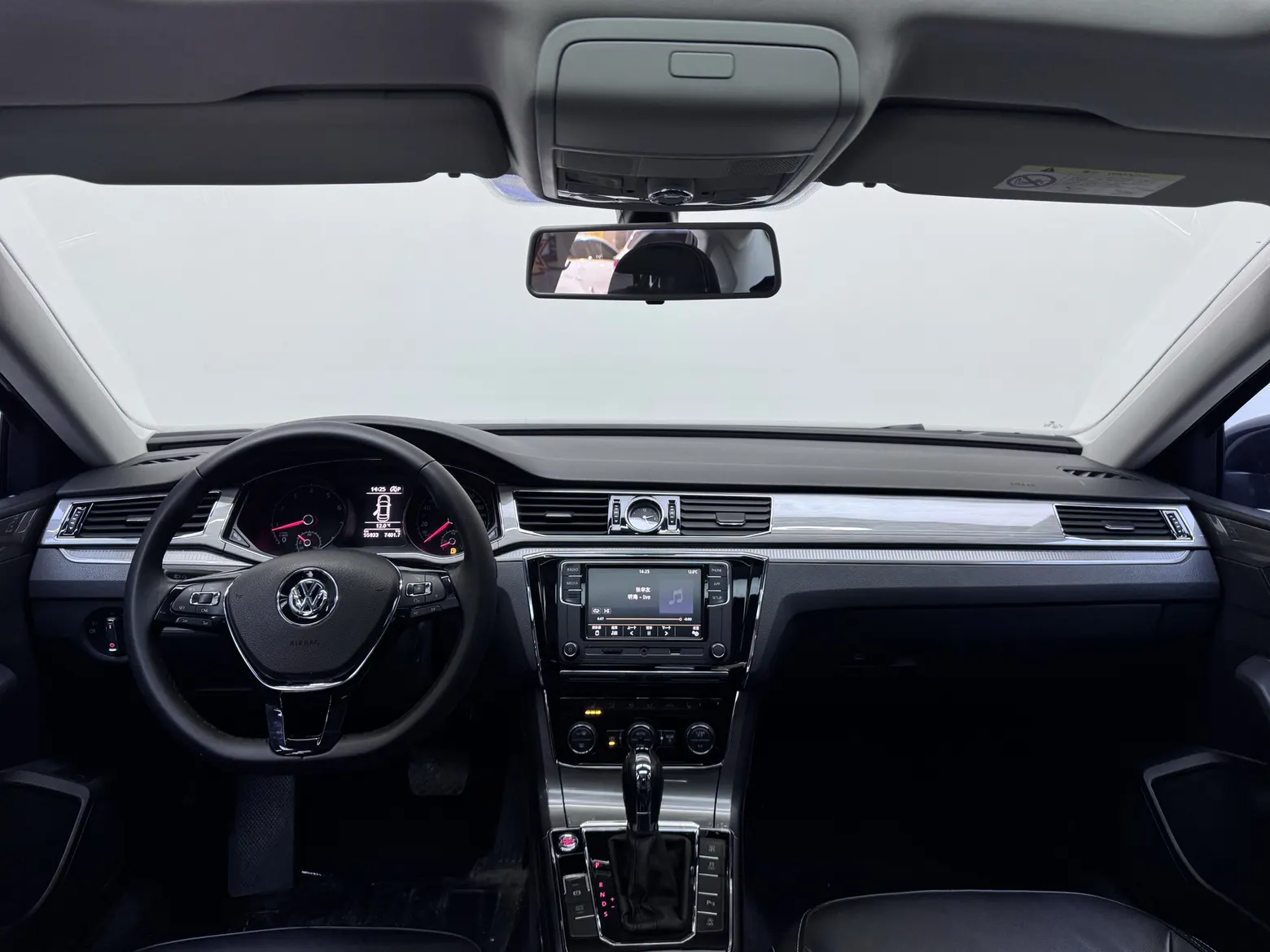 Volkswagen Passat, 2019 13