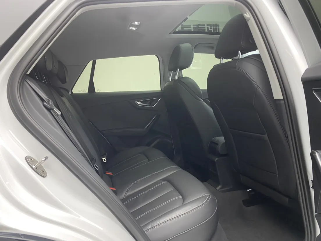Audi Q2L 35 TFSI, 2023 27