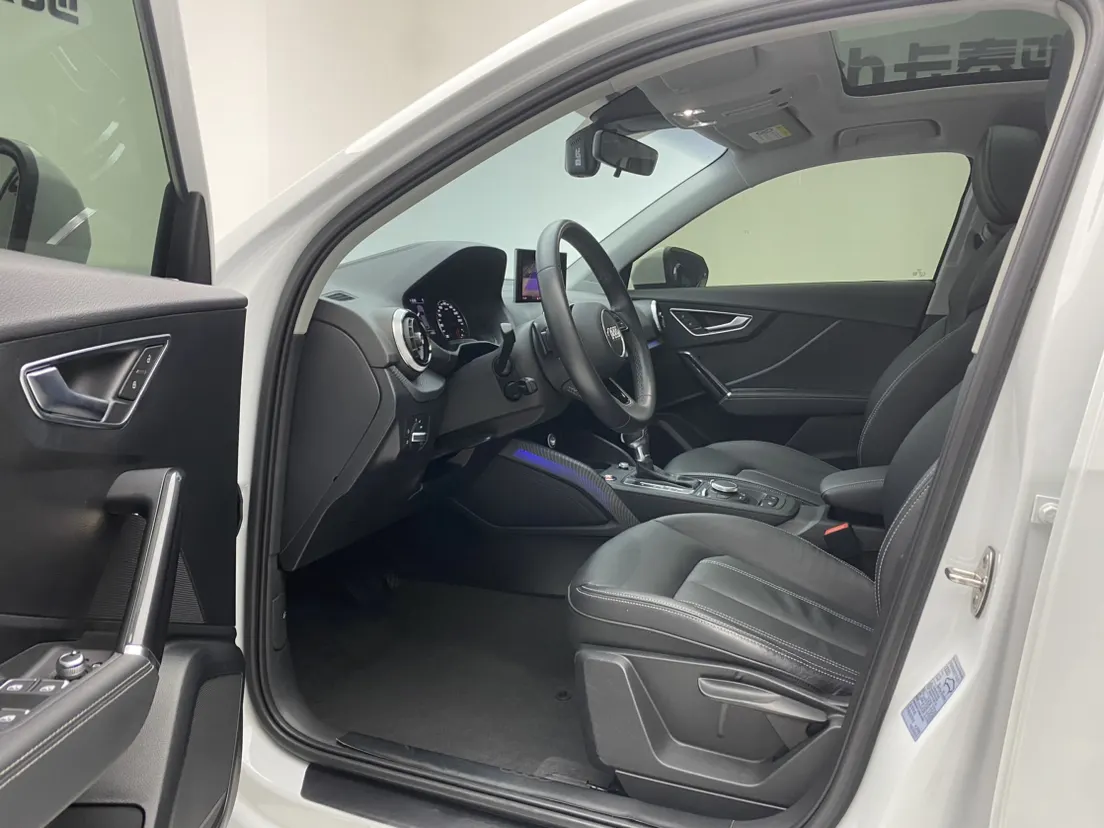 Audi Q2L 35 TFSI, 2023 19
