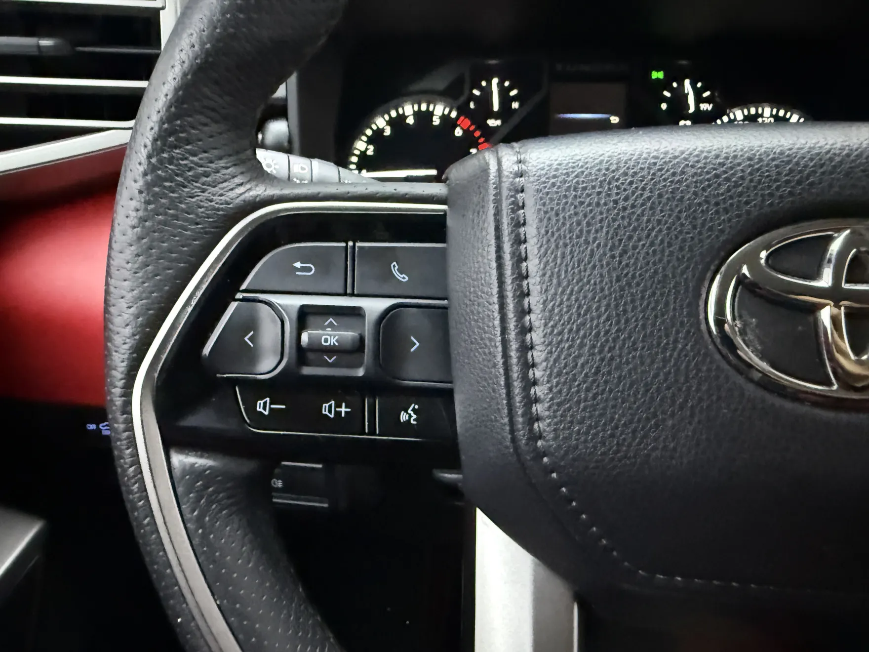 Toyota Tundra, 2023 25
