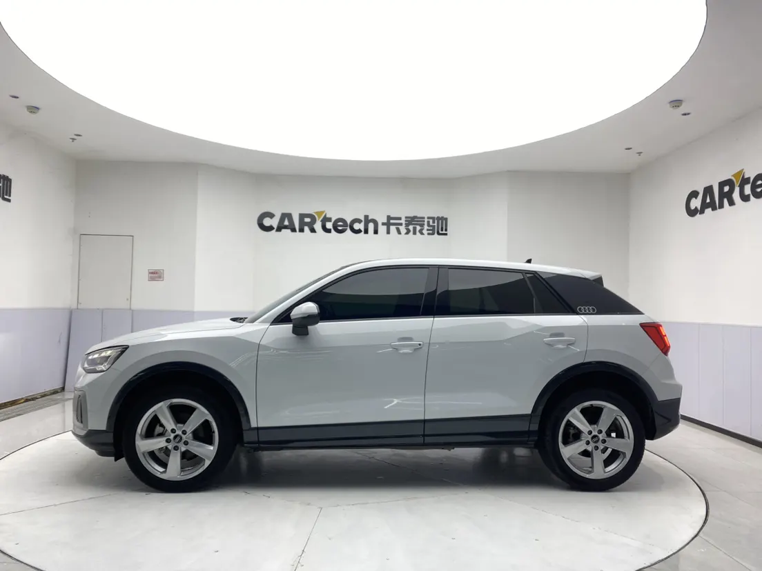 Audi Q2L 35 TFSI, 2023 8