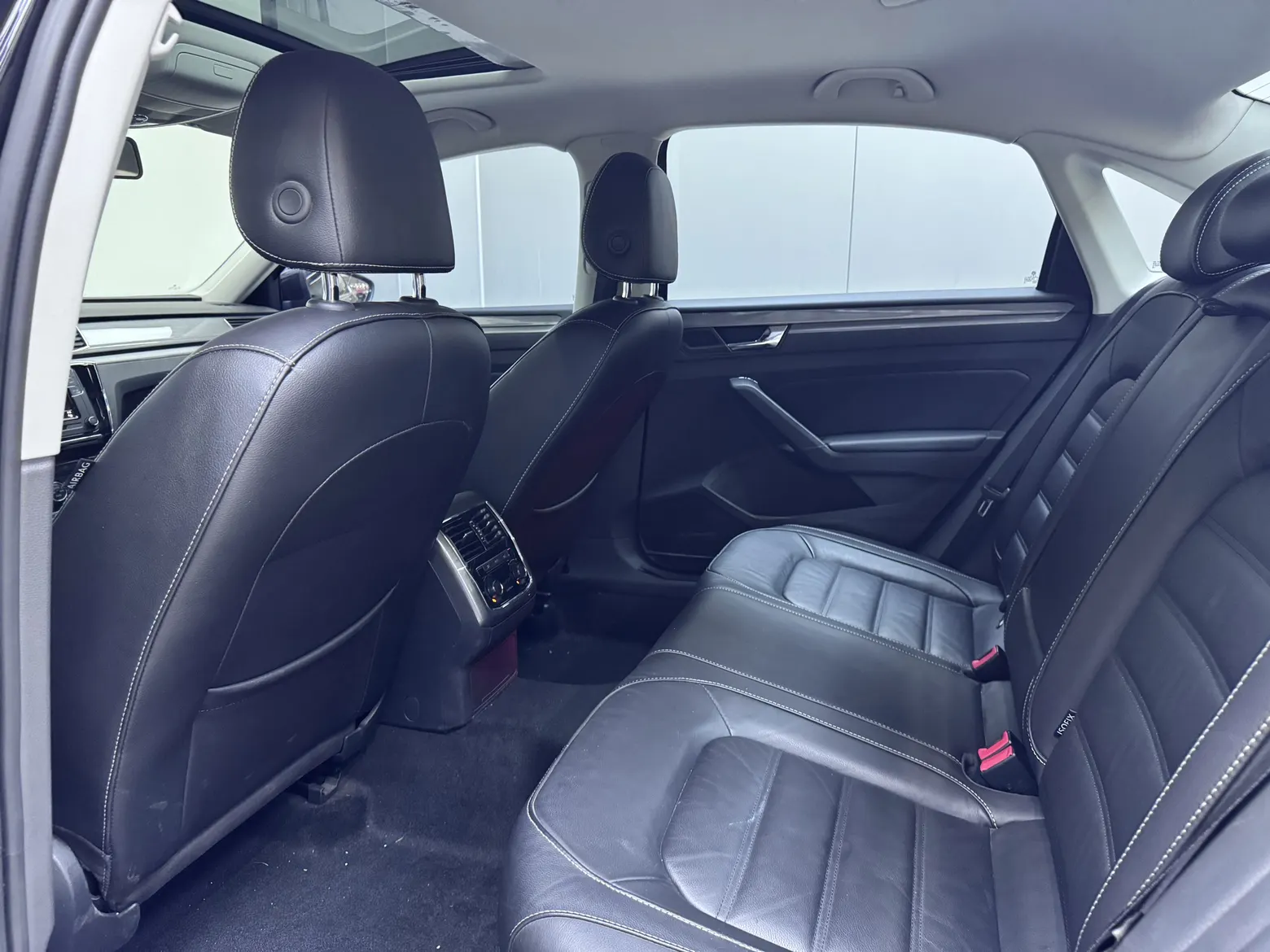 Volkswagen Passat, 2019 11