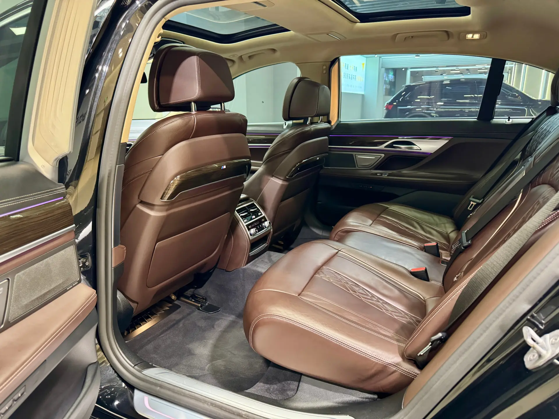 BMW 730Li, 2020 25