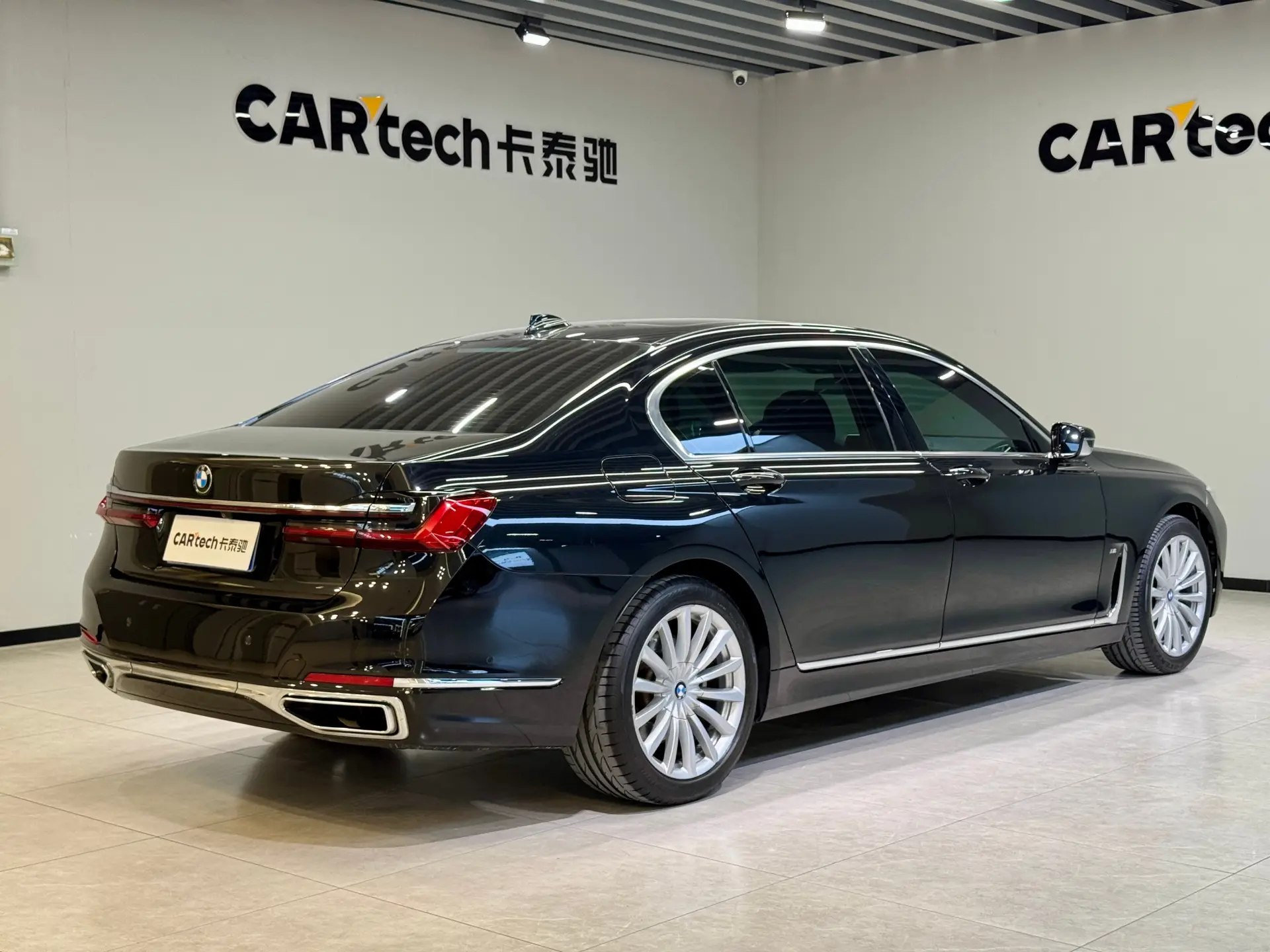 BMW 730Li, 2020 6