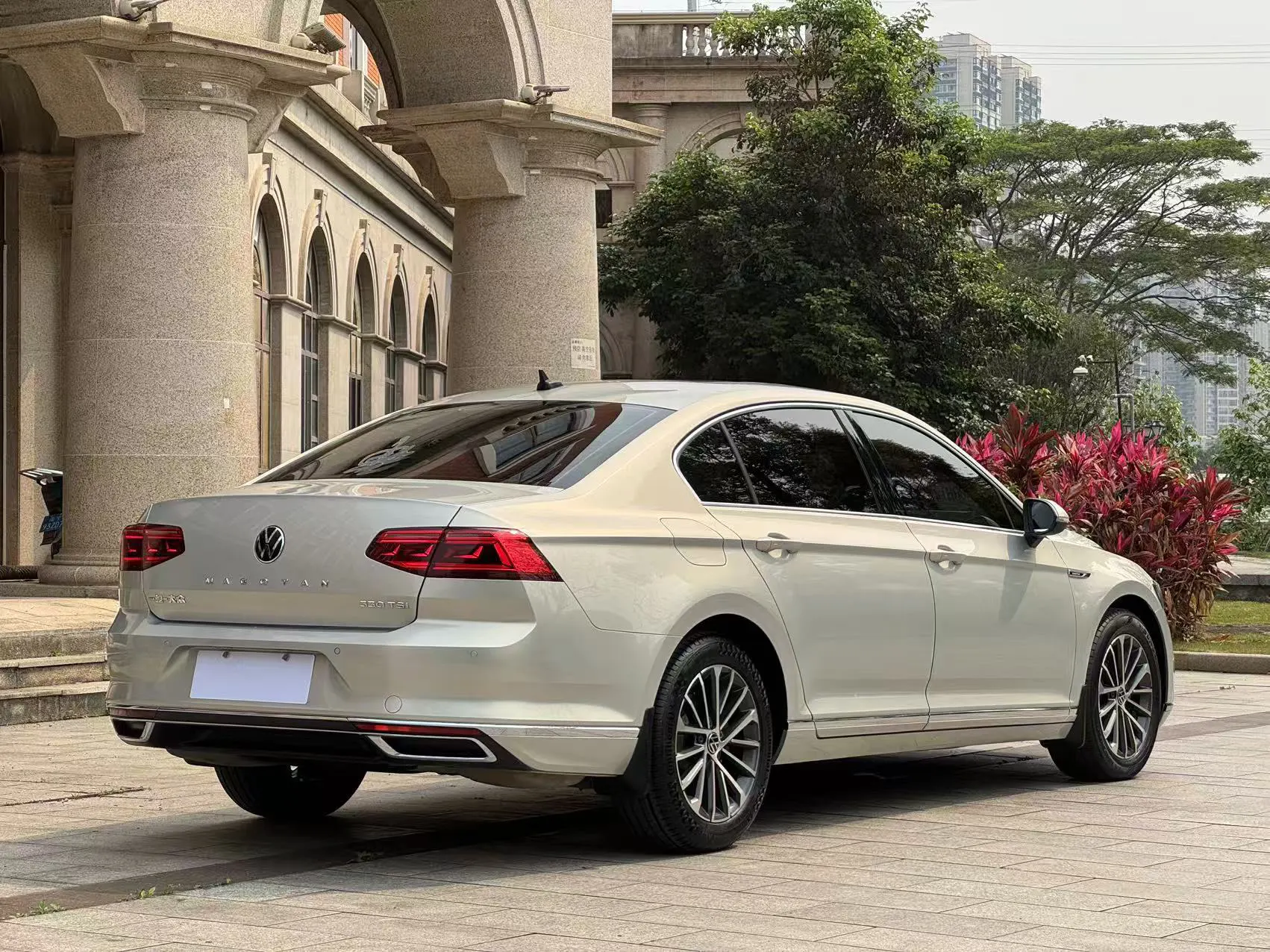 Volkswagen Magotan, 2021 4