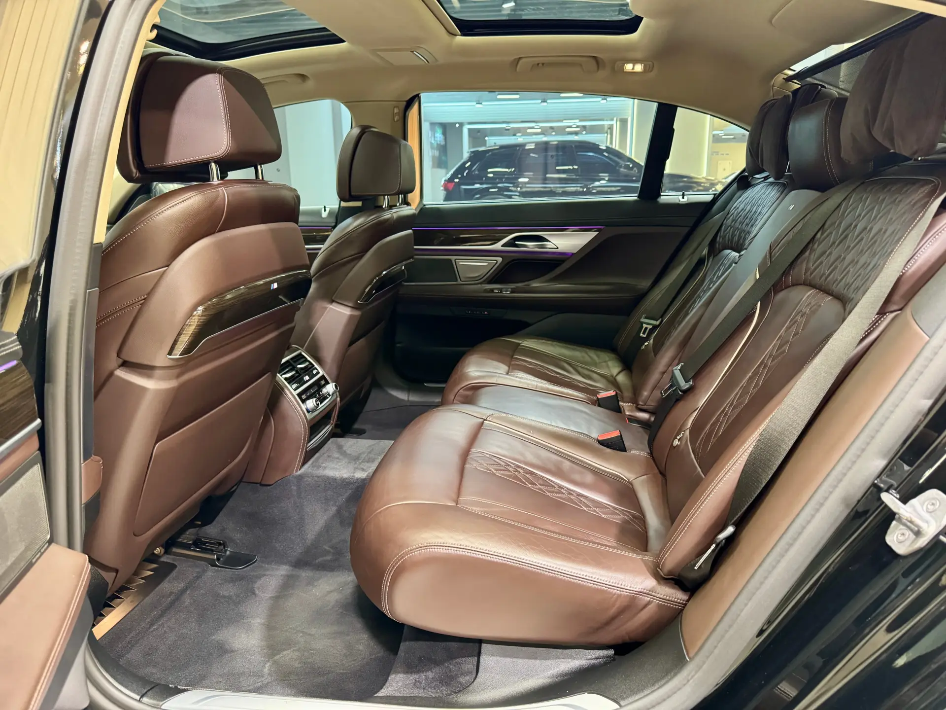 BMW 730Li, 2020 24