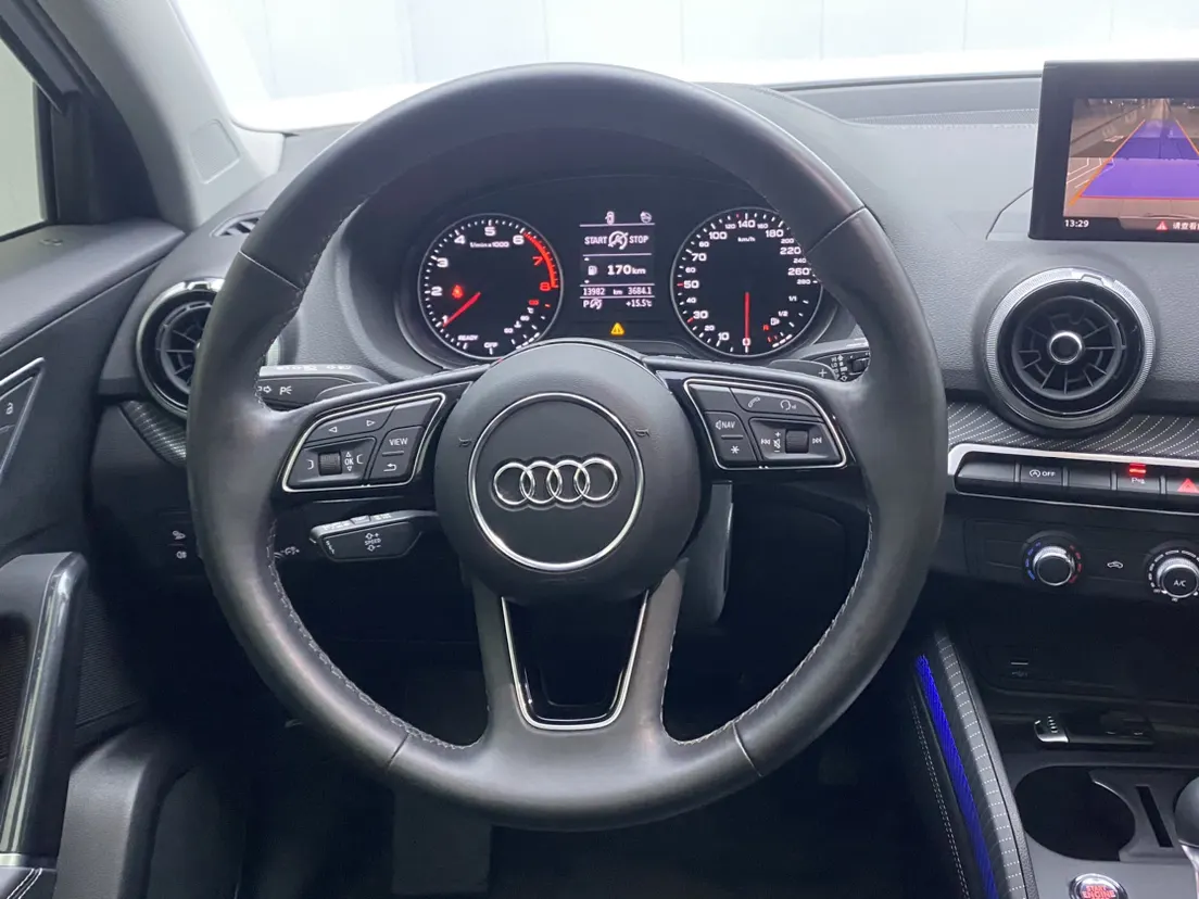 Audi Q2L 35 TFSI, 2023 16