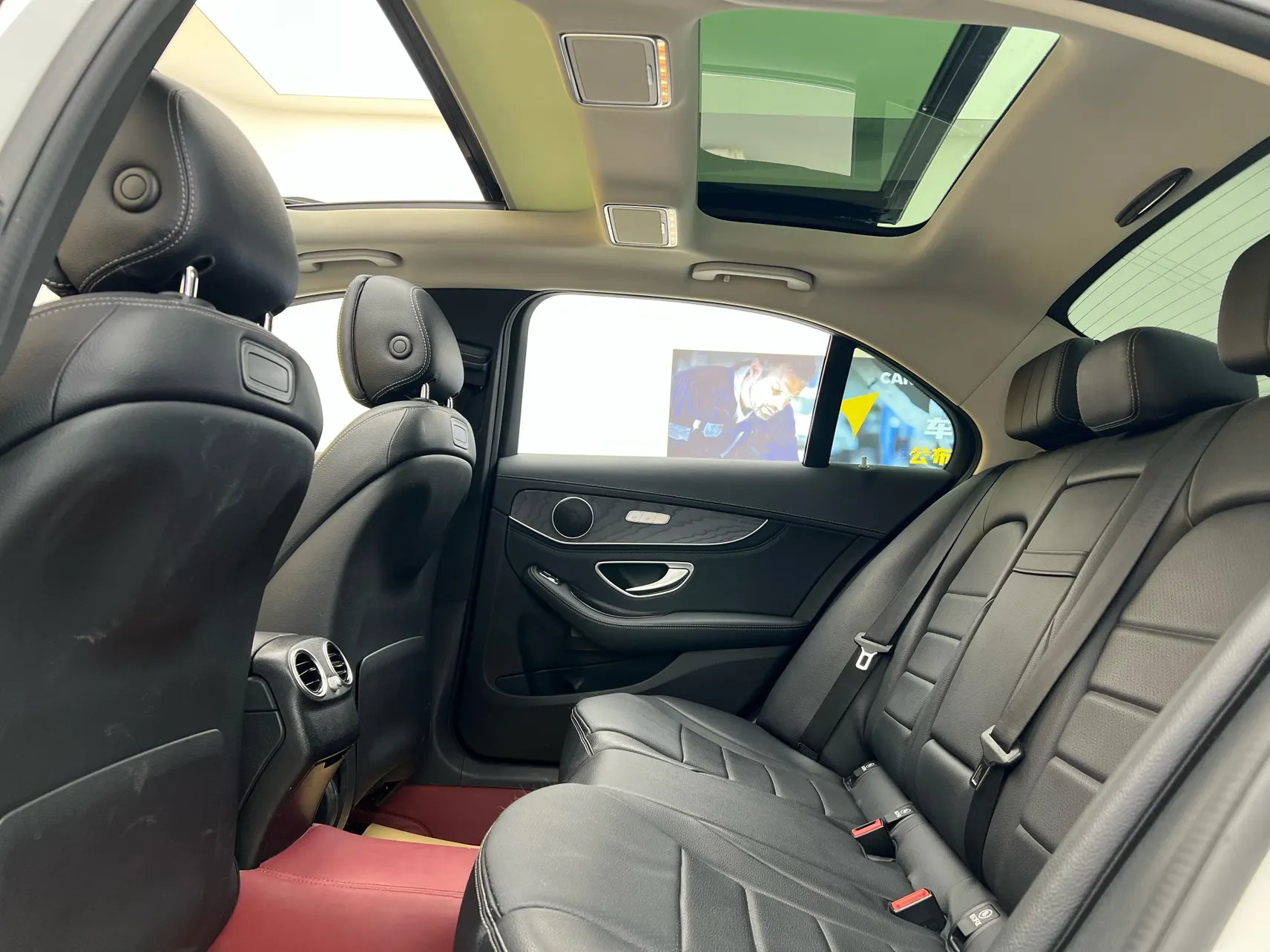 Mercedes-Benz C 200 L, 2017 21