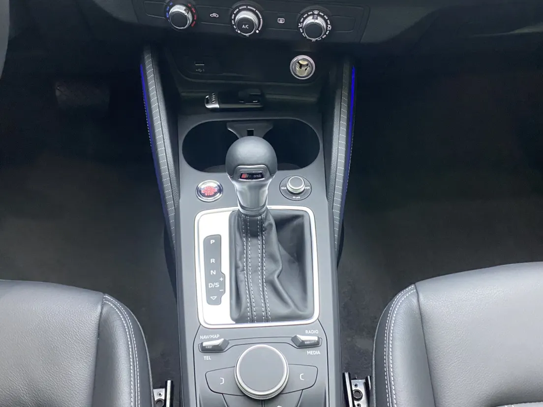 Audi Q2L 35 TFSI, 2023 22