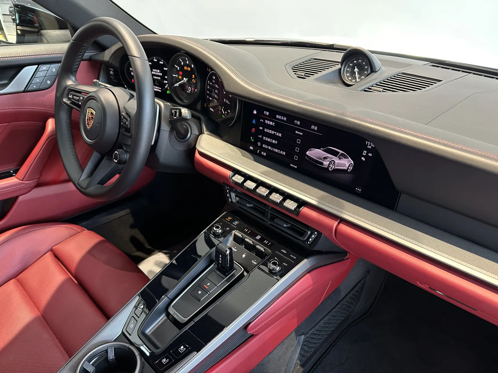 Porsche 911, 2024 12
