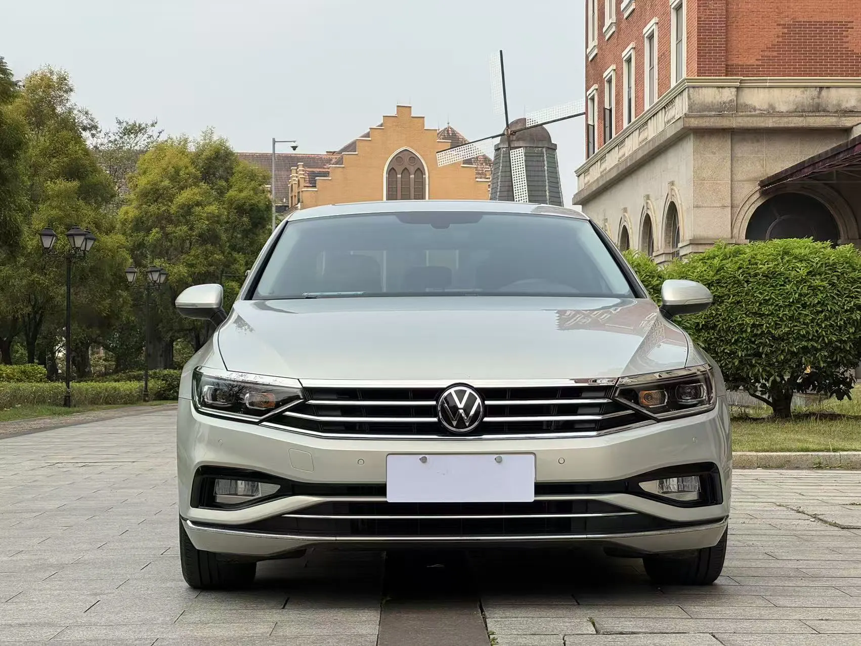 Volkswagen Magotan, 2021 3