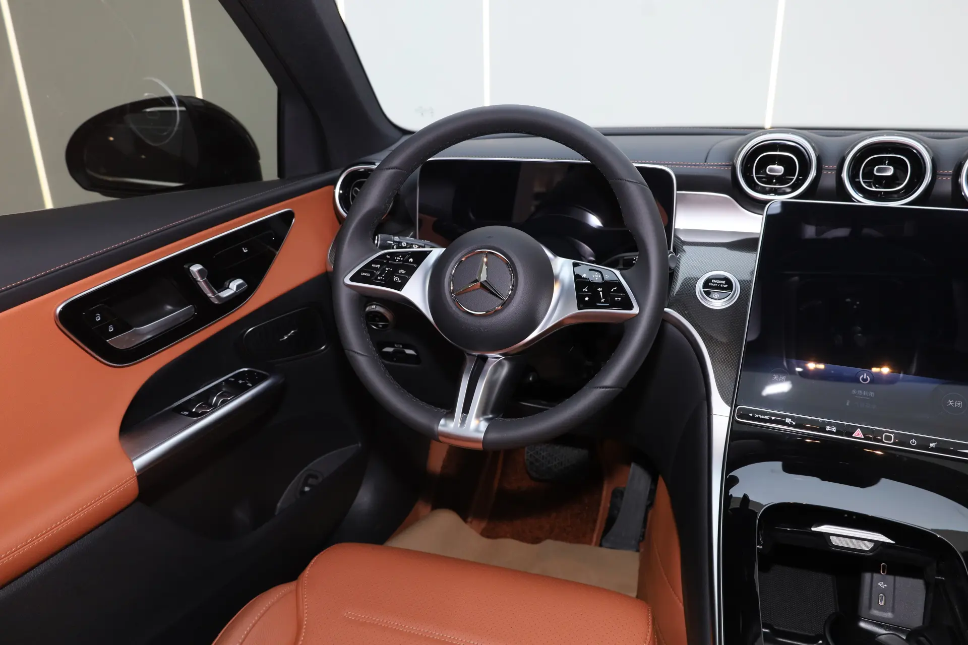 Mercedes-Benz GLC 260 L, 2025 29
