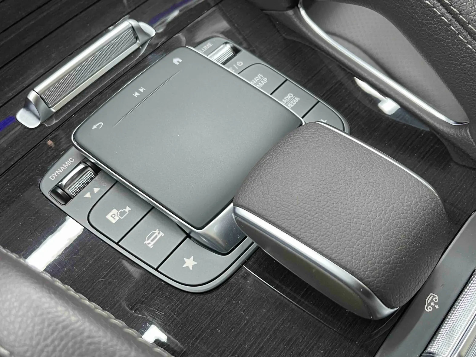 Mercedes-Benz GLS 450 4MATIC, 2020 24