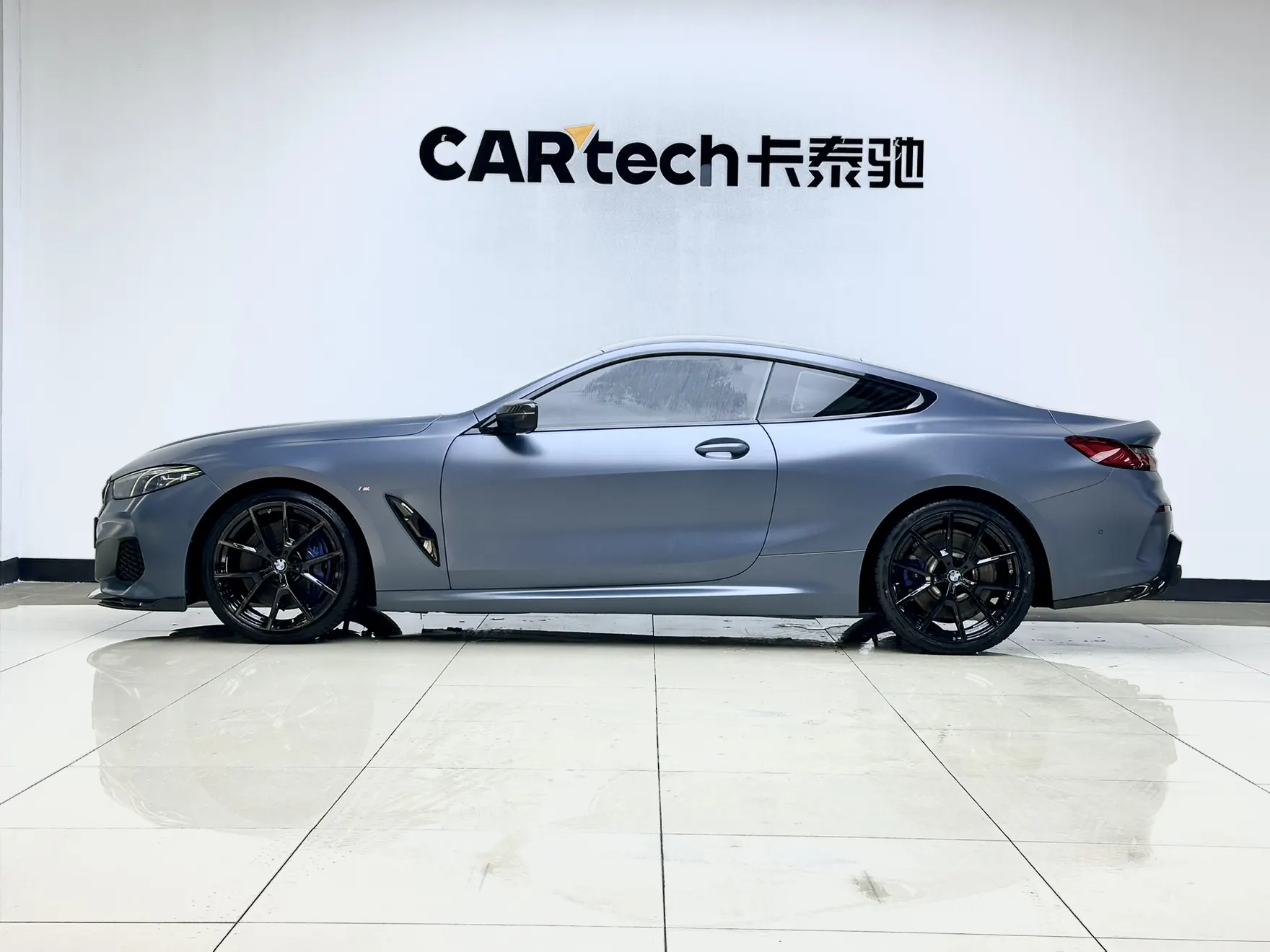 BMW 8, 2020 все фото