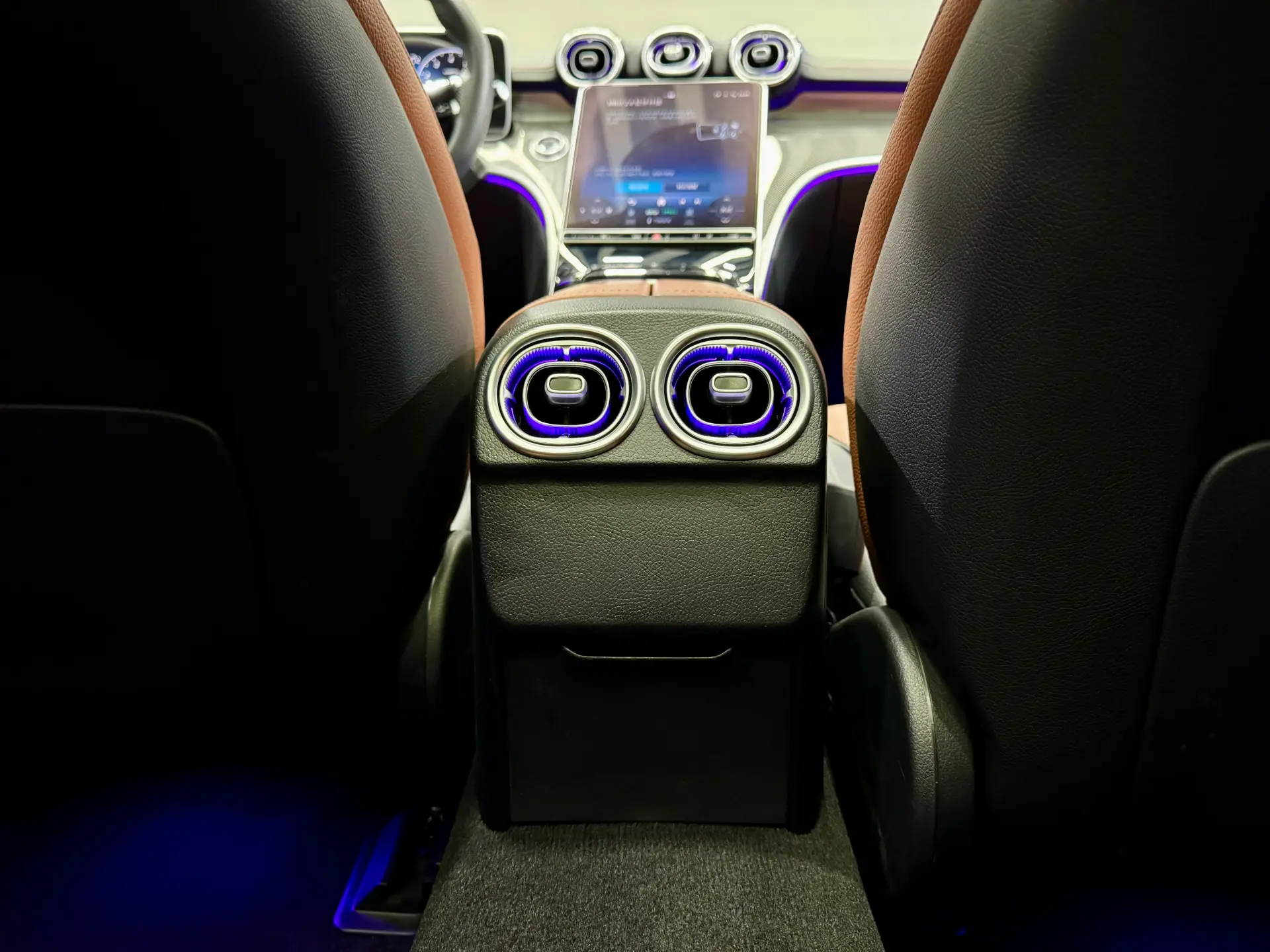 Mercedes-Benz C 260 L, 2023 26