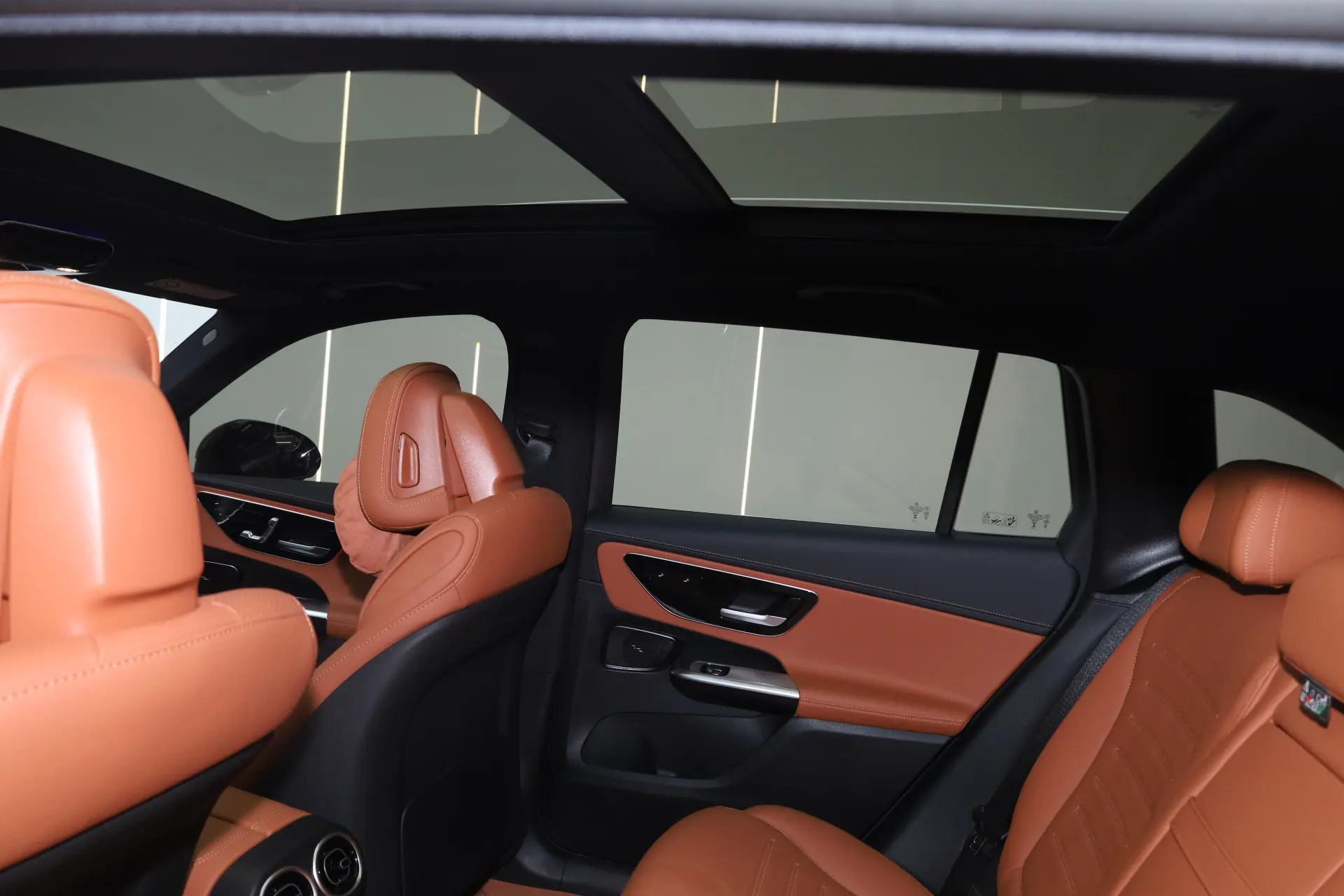 Mercedes-Benz GLC 260 L, 2025 24